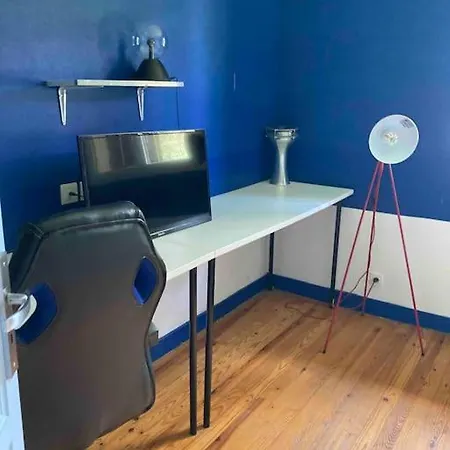 Maison Avec Piscine Climatisation Et Jardin Cloture Animaux, Acceptes Apartmán *