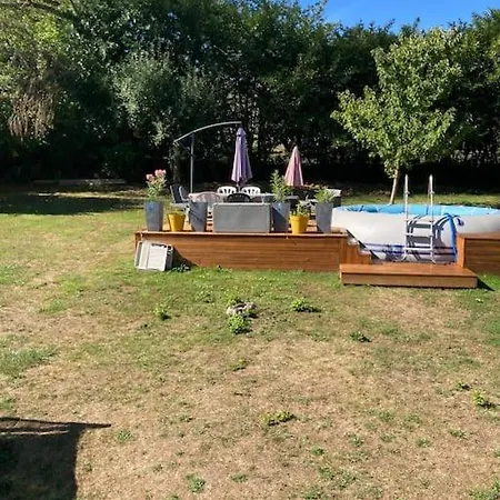 Maison Avec Piscine Climatisation Et Jardin Cloture Animaux, Acceptes Apartmán *