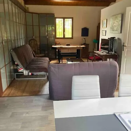 Apartmán Maison Avec Piscine Climatisation Et Jardin Cloture Animaux, Acceptes *